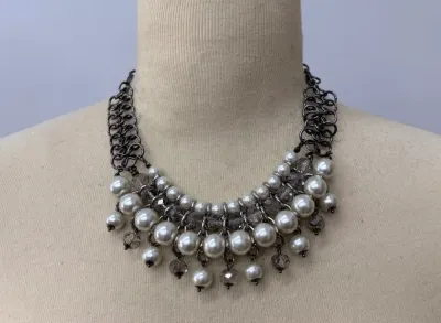 Sale Photo Thumbnail #32: Vera wang necklace