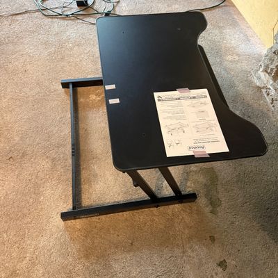 Rocelco Adjustable Desk Riser