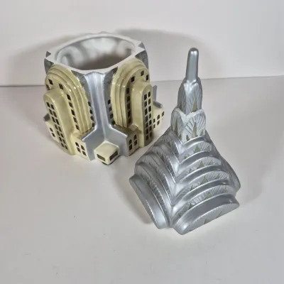 LOT 193K: Vintage Treasure Craft Chrysler Building Ceramic Cookie Jar