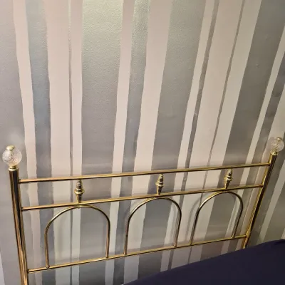 LOT 18X: Vintage Full-Size Gold Metal/Brass-Style Headboard with Crystal-Style Post Finials