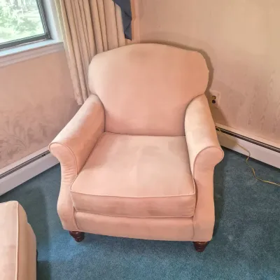 LOT 20W: Broyhill Microfiber Chair and Ottoman