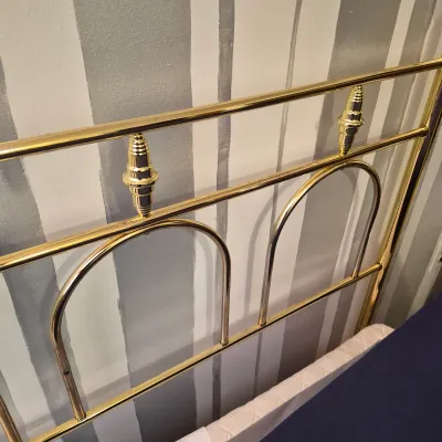 LOT 18X: Vintage Full-Size Gold Metal/Brass-Style Headboard with Crystal-Style Post Finials