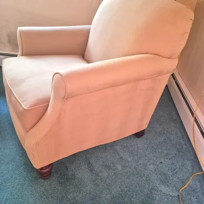 LOT 20W: Broyhill Microfiber Chair and Ottoman