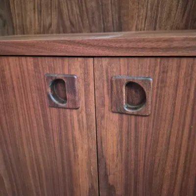 LOT 13X: Vintage Mid-Century Bookcase/Shelving Unit