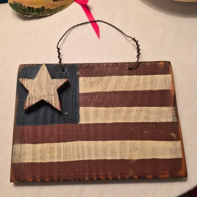 LOT 12X: Collection of Nautical/Americana Home Decor with Vintage Fiberglass Tray from Rexite by Eubanks