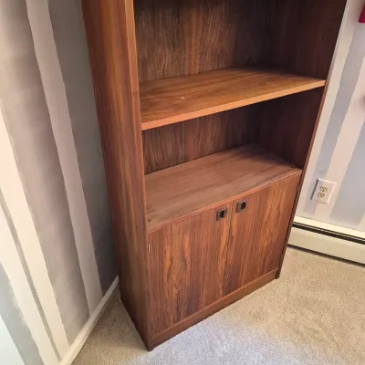 LOT 13X: Vintage Mid-Century Bookcase/Shelving Unit