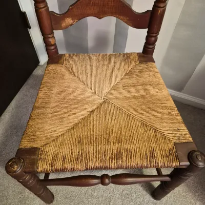 LOT 16X: Ladder-Back Rush Seat Chair with Collection of Vintage Linens
