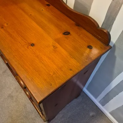 LOT 15X: Antique Solid Wood Chest of Drawers