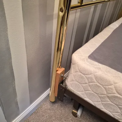 LOT 18X: Vintage Full-Size Gold Metal/Brass-Style Headboard with Crystal-Style Post Finials