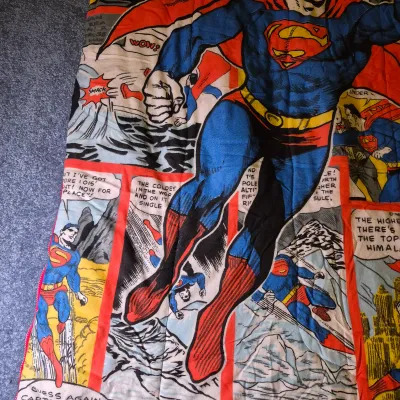 LOT 177B3: Vintage 1975 Superman Sleeping Bag-National Periodical Publ. -Child Sized