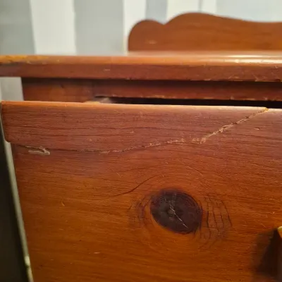 LOT 15X: Antique Solid Wood Chest of Drawers