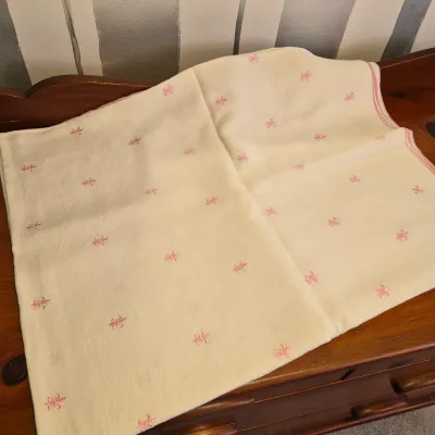 LOT 16X: Ladder-Back Rush Seat Chair with Collection of Vintage Linens