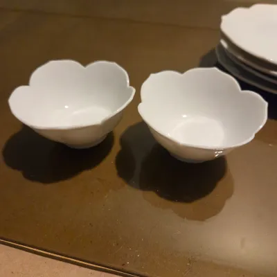 Sale Photo Thumbnail #547: Mixed Lot of White Lotus Dishes