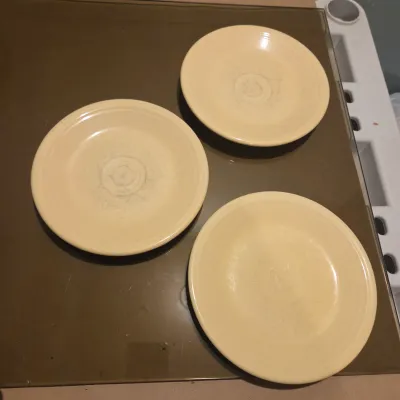 Sale Photo Thumbnail #234: 4 Flanged Bowls, 3 dessert plates, 5 berry bowls - Fiesta Yellow