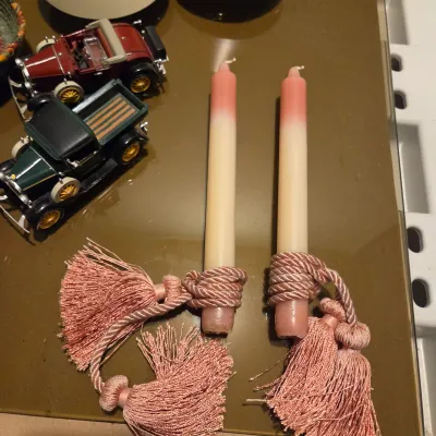 Little model cars, and a couple other items. strange lot, sorry!