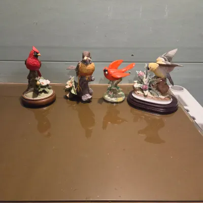Sale Photo Thumbnail #501: Set of 4 Bird Figurines
