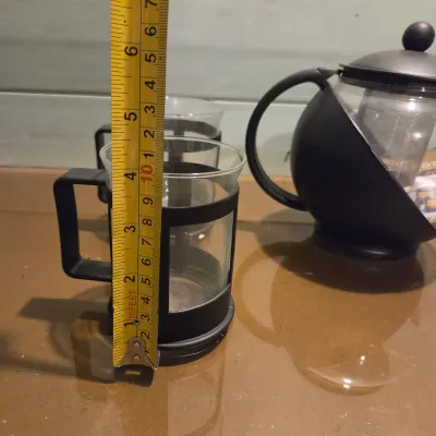 Sale Photo Thumbnail #405: Glass and plastic tea steeper and 4 cups. New