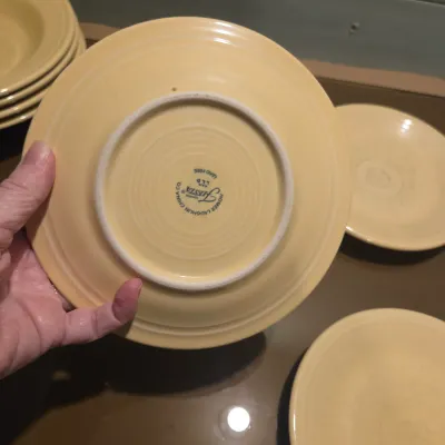 Sale Photo Thumbnail #235: 4 Flanged Bowls, 3 dessert plates, 5 berry bowls - Fiesta Yellow