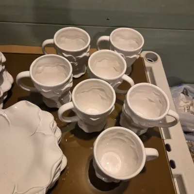 Roscher Antique White Leaf Dishes