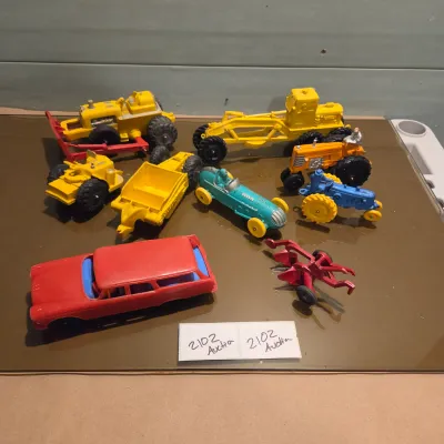 Sale Photo Thumbnail #464: Old Rubber Toy Vehicles