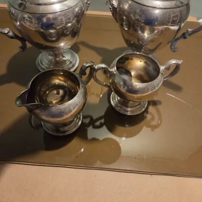 Sale Photo Thumbnail #218: Cream and sugar, Teapot and Coffee Pot in Silver Plate - Rogers. Notice the lid on the Coffee Pot