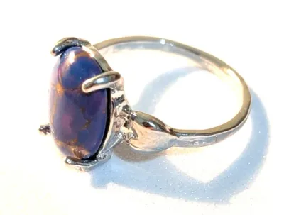 **NEW ARRIVAL** Size 9½ BLUE & RUST OVAL CABOCHON "Mottled" STONE 4-Prong RING with "Heart" on the Band on a...
