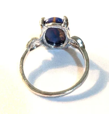 **NEW ARRIVAL** Size 9½ BLUE & RUST OVAL CABOCHON "Mottled" STONE 4-Prong RING with "Heart" on the Band on a...