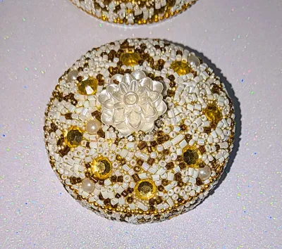 ***NEW ARRIVAL*** WHITE & AMBER TUBE BEADED 2 Pc. TRINKET BOX (2" H x 2¾" Diam.) with Top Acrylic White Flower and...