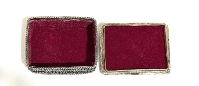 ***NEW ARRIVAL*** Small METAL Rectangle 2 Pc. "GRAPHIC DESIGN" TRINKET BOX (2" x 1½" x ½") with Red Cloth Inlay,...