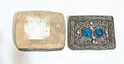***NEW ARRIVAL*** Small METAL Rectangle 2 Pc. "GRAPHIC DESIGN" TRINKET BOX (2" x 1½" x ½") with Red Cloth Inlay,...