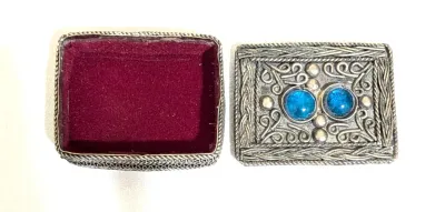***NEW ARRIVAL*** Small METAL Rectangle 2 Pc. "GRAPHIC DESIGN" TRINKET BOX (2" x 1½" x ½") with Red Cloth Inlay,...