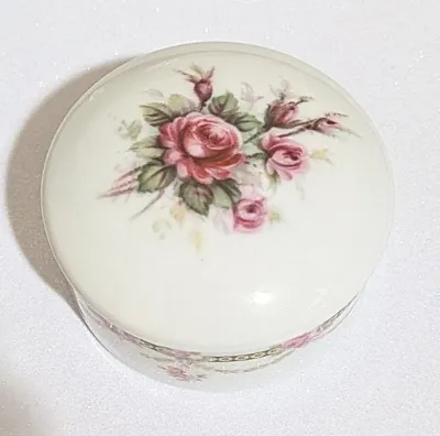 ***NEW ARRIVAL*** Small CERAMIC Round 2 Pc. "ROSES" TRINKET BOX (2" Diam.) Marked "Liette International" with...