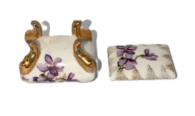 ***NEW ARRIVAL*** Small Vintage-Style CERAMIC Rectangle 2 Pc. "PURPLE FLOWERS BOUQUET" TRINKET BOX (2" x 1¼") with 4...