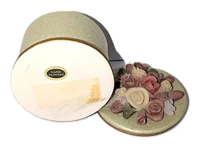 ***NEW ARRIVAL*** Vintage-Style RESIN Round Shape 2 Pc. "ROSE BOUQUET FLOWERS" TRINKET BOX (2" H x 2¼" Diam.) with...