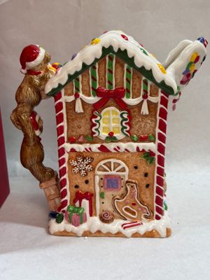 Fitz and Floyd First Ladies Collection Gingerbread Pitcher Coleen Christian Burke Coffee/Tea/Hot Chocolate.