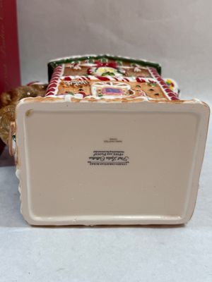 Fitz and Floyd First Ladies Collection Gingerbread Pitcher Coleen Christian Burke Coffee/Tea/Hot Chocolate.