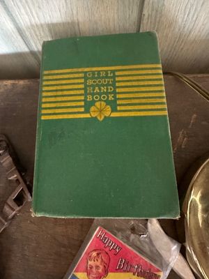 Sale Photo Thumbnail #160: Vintage hardbound Girl Scout Handbook 