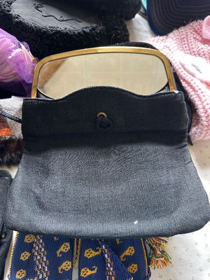 Sale Photo Thumbnail #135: Vintage black ribbed fabric clutch purse 