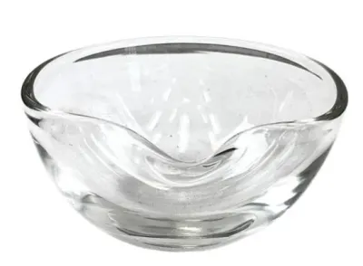 Sale Photo Thumbnail #7: Heavy clear art glass bowl with a pinched rim, suitable for use as an ashtray or catchall.