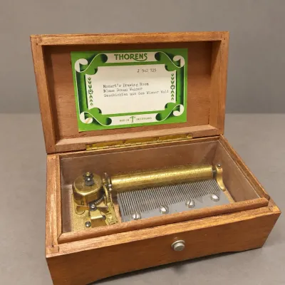 THORENS SWISS CYLINDER MUSIC BOX MADE IN SWITZERLAND 