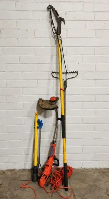 MISCELLANEOUS YARD TOOLS