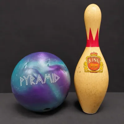 BOWLING PIN AND BALL