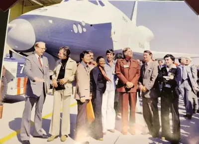 PHOTOGRAPH PRINT OF THE STAR TREK CAST WITH THE SPACE SHUTTLE ENTERPRISE 