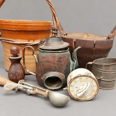 VINTAGE KITCHEN GOODIES