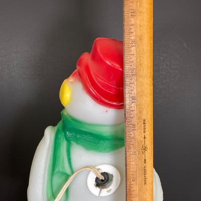 LOT 80: Small Vintage Empire Plastic Corp 1968 Blow Mold Light Up Snowman
