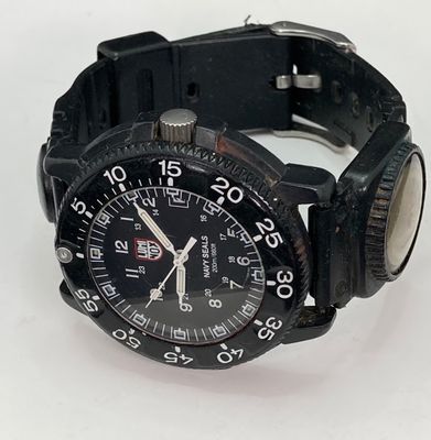 LOT 522: Luminox Navy Seals - T Swiss Made T 200m / 660ft Watch