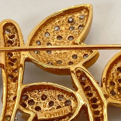 LOT 7: Collection of Brooch / Pins - Butterflies, Dragonflies Including 925 and Brown and Purple Flower