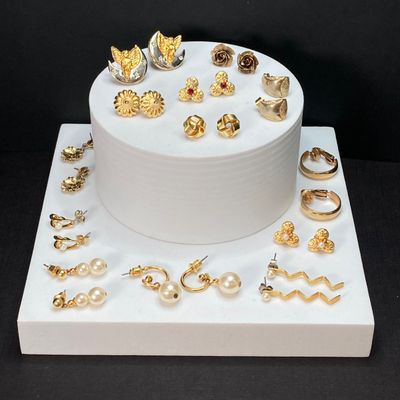 LOT 518: Gold Tone Pierced Earrings, Souvenirs (Niagra Falls), Assorted Pins and More