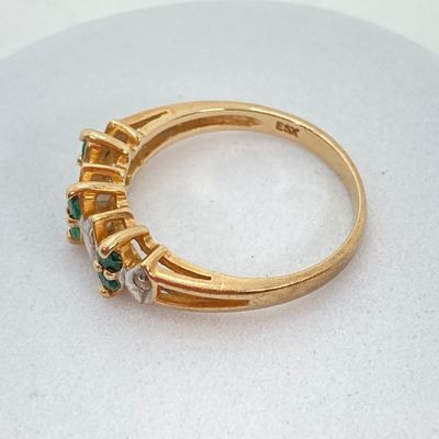 LOT 47: ESX Gold Emerald and Diamond Chip Ring - 10KT, 2.0 GTW, Sz 6.5