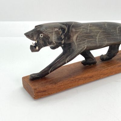 LOT 520: Vintage Carved Wood / Horn Collection - Poland Jewelry / Trinket Box, Panther and Catch All / Plate